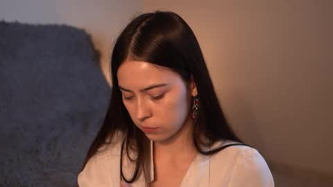 Snapshot of gizefto chatting on December 22, 1:19 pm Agness online show from December 22, 1:19 pm