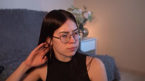 Snapshot of gizefto chatting on January 16, 2:43 pm Agness online show from January 16, 2:43 pm