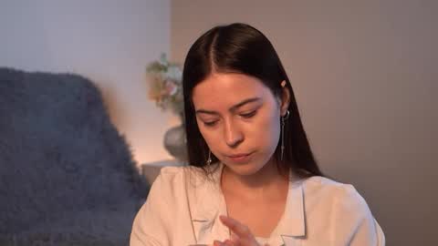 Snapshot of gizefto chatting on January 18, 2:54 pm Agness online show from January 18, 2:54 pm