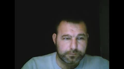 Snapshot of gjleeke chatting on November 22, 12:31 am guzz online show from November 22, 12:31 am