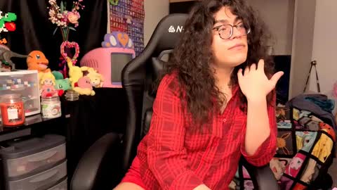 glaceon9 online show from October 7, 6:16 pm