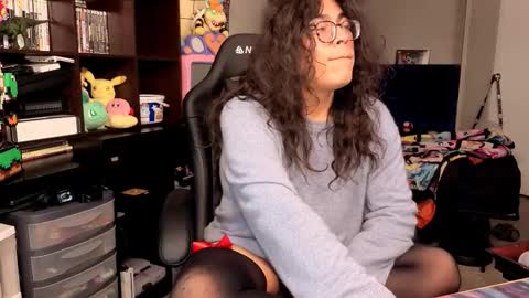 glaceon9 online show from November 7, 1:33 pm