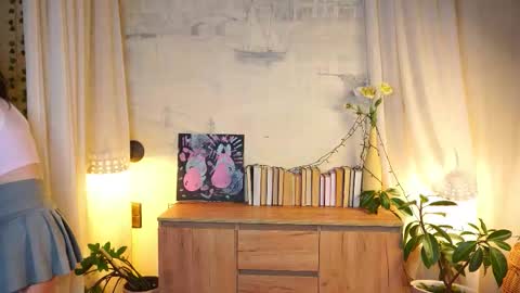 Call me Daisy online show from November 22, 3:38 am