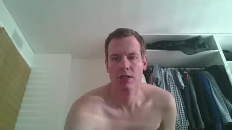 Snapshot of glen_1987 chatting on January 15, 10:09 am Mike 1987 online show from January 15, 10:09 am