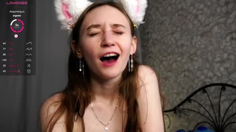 Sandra  online show from January 27, 1:37 am