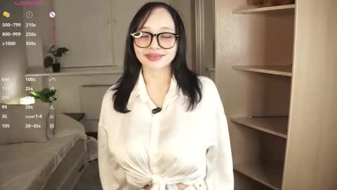 Sandra  online show from February 23, 5:32 pm