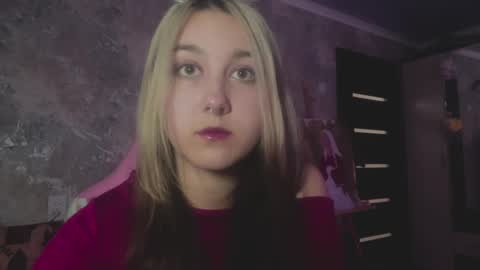 Kelly online show from April 14, 1:06 pm