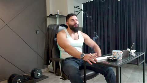 Matthew .. for short call me Matt online show from December 22, 8:05 am