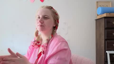 Glitch online show from May 21, 4:14 pm