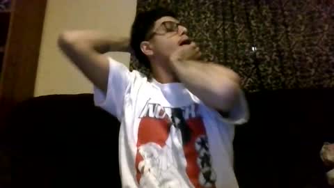 Snapshot of glly444 chatting on February 20, 12:49 pm glly444 online show from February 20, 12:49 pm