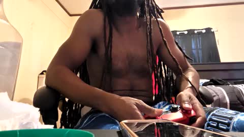 glomightyj online show from April 3, 9:24 pm