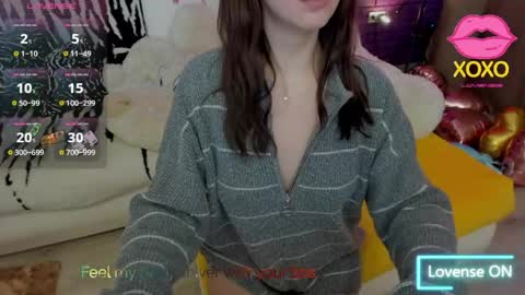 Mia online show from May 29, 4:27 pm