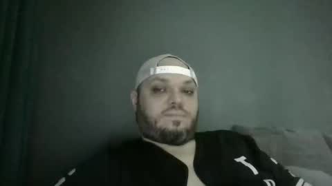 Snapshot of glusgan chatting on February 5, 11:15 am Your boy online show from February 5, 11:15 am