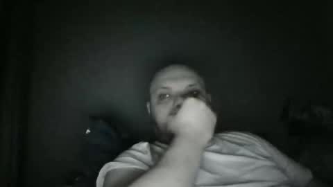 Snapshot of glusgan chatting on February 15, 12:18 am Your boy online show from February 15, 12:18 am