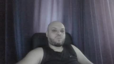 Snapshot of glusgan chatting on July 9, 7:01 am Your boy online show from July 9, 7:01 am