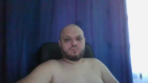 Snapshot of glusgan chatting on July 12, 11:12 am Your boy online show from July 12, 11:12 am