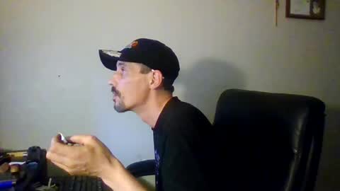 gmang4242 online show from July 11, 8:00 pm