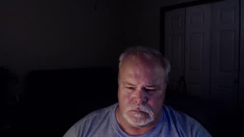 Snapshot of gmctruckguy chatting on October 7, 6:49 pm gmctruckguy online show from October 7, 6:49 pm