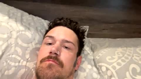 gnarcoticscrew online show from May 19, 1:44 am