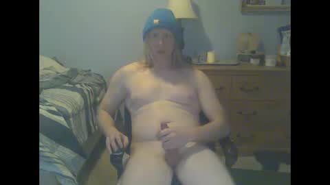 Snapshot of gnger31foru chatting on December 2, 3:58 pm Steven Meadow online show from December 2, 3:58 pm