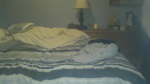 Snapshot of gnger31foru chatting on December 2, 11:40 pm Steven Meadow online show from December 2, 11:40 pm