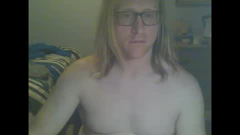 Snapshot of gnger31foru chatting on December 6, 1:29 am Steven Meadow online show from December 6, 1:29 am