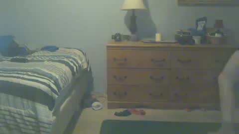 Snapshot of gnger31foru chatting on December 26, 2:12 am Steven Meadow online show from December 26, 2:12 am