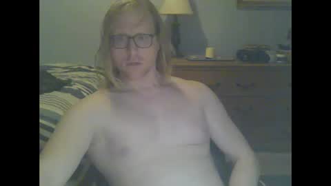 Snapshot of gnger31foru chatting on January 26, 2:35 am Steven Meadow online show from January 26, 2:35 am