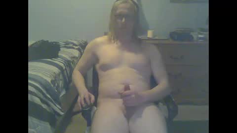 Snapshot of gnger31foru chatting on January 28, 2:21 am Steven Meadow online show from January 28, 2:21 am