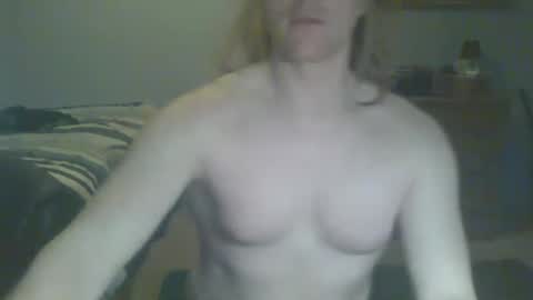 Snapshot of gnger31foru chatting on January 30, 12:48 pm Steven Meadow online show from January 30, 12:48 pm