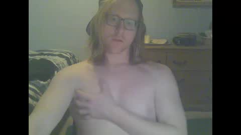 Snapshot of gnger31foru chatting on February 2, 2:06 am Steven Meadow online show from February 2, 2:06 am