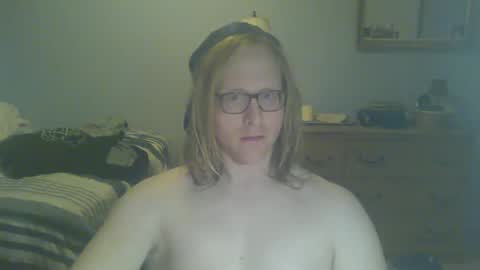 Snapshot of gnger31foru chatting on February 6, 2:55 am Steven Meadow online show from February 6, 2:55 am