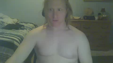 Snapshot of gnger31foru chatting on February 10, 12:50 pm Steven Meadow online show from February 10, 12:50 pm