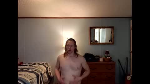 Snapshot of gnger31foru chatting on February 17, 9:08 pm Steven Meadow online show from February 17, 9:08 pm