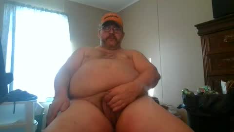 Snapshot of gobey33 chatting on February 6, 2:20 pm IDKIDCIDGAF online show from February 6, 2:20 pm