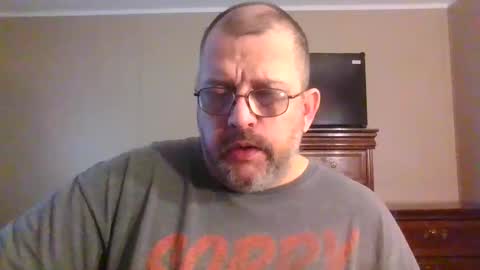 Snapshot of gobey33 chatting on February 15, 8:05 pm IDKIDCIDGAF online show from February 15, 8:05 pm