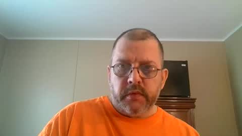 Snapshot of gobey33 chatting on February 16, 8:49 pm IDKIDCIDGAF online show from February 16, 8:49 pm