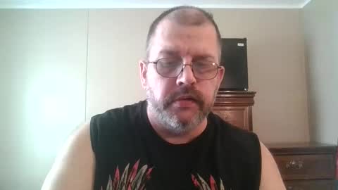 Snapshot of gobey33 chatting on February 20, 7:58 pm IDKIDCIDGAF online show from February 20, 7:58 pm