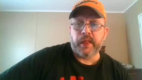 Snapshot of gobey33 chatting on February 24, 5:55 pm IDKIDCIDGAF online show from February 24, 5:55 pm