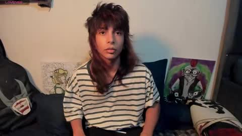 Snapshot of god_dereck chatting on May 16, 7:27 am god_dereck online show from May 16, 7:27 am