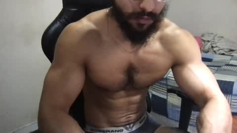 Snapshot of god_hunkules chatting on December 31, 3:53 pm god hunkules online show from December 31, 3:53 pm