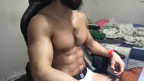 Snapshot of god_hunkules chatting on January 4, 10:45 pm god hunkules online show from January 4, 10:45 pm