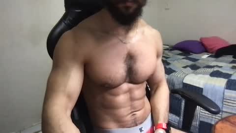 Snapshot of god_hunkules chatting on January 6, 9:11 pm god hunkules online show from January 6, 9:11 pm