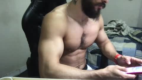 Snapshot of god_hunkules chatting on January 7, 7:38 pm god hunkules online show from January 7, 7:38 pm