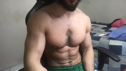 Snapshot of god_hunkules chatting on January 10, 12:27 am god hunkules online show from January 10, 12:27 am