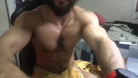 Snapshot of god_hunkules chatting on January 17, 6:54 pm god hunkules online show from January 17, 6:54 pm