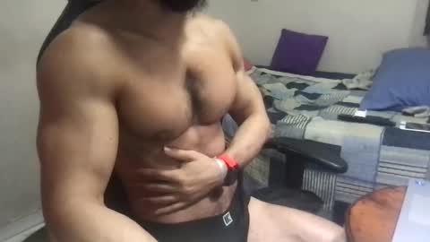 Snapshot of god_hunkules chatting on January 18, 7:04 pm god hunkules online show from January 18, 7:04 pm