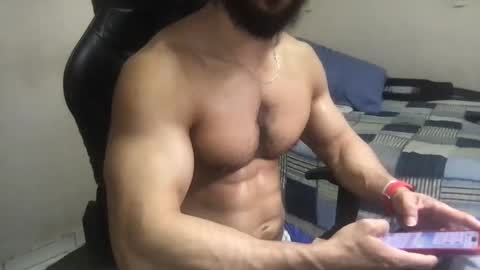 Snapshot of god_hunkules chatting on January 19, 3:42 pm god hunkules online show from January 19, 3:42 pm