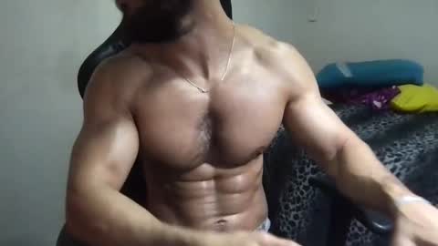 Snapshot of god_hunkules chatting on February 9, 4:18 pm god hunkules online show from February 9, 4:18 pm