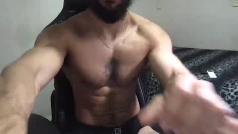 Snapshot of god_hunkules chatting on February 13, 4:39 pm god hunkules online show from February 13, 4:39 pm